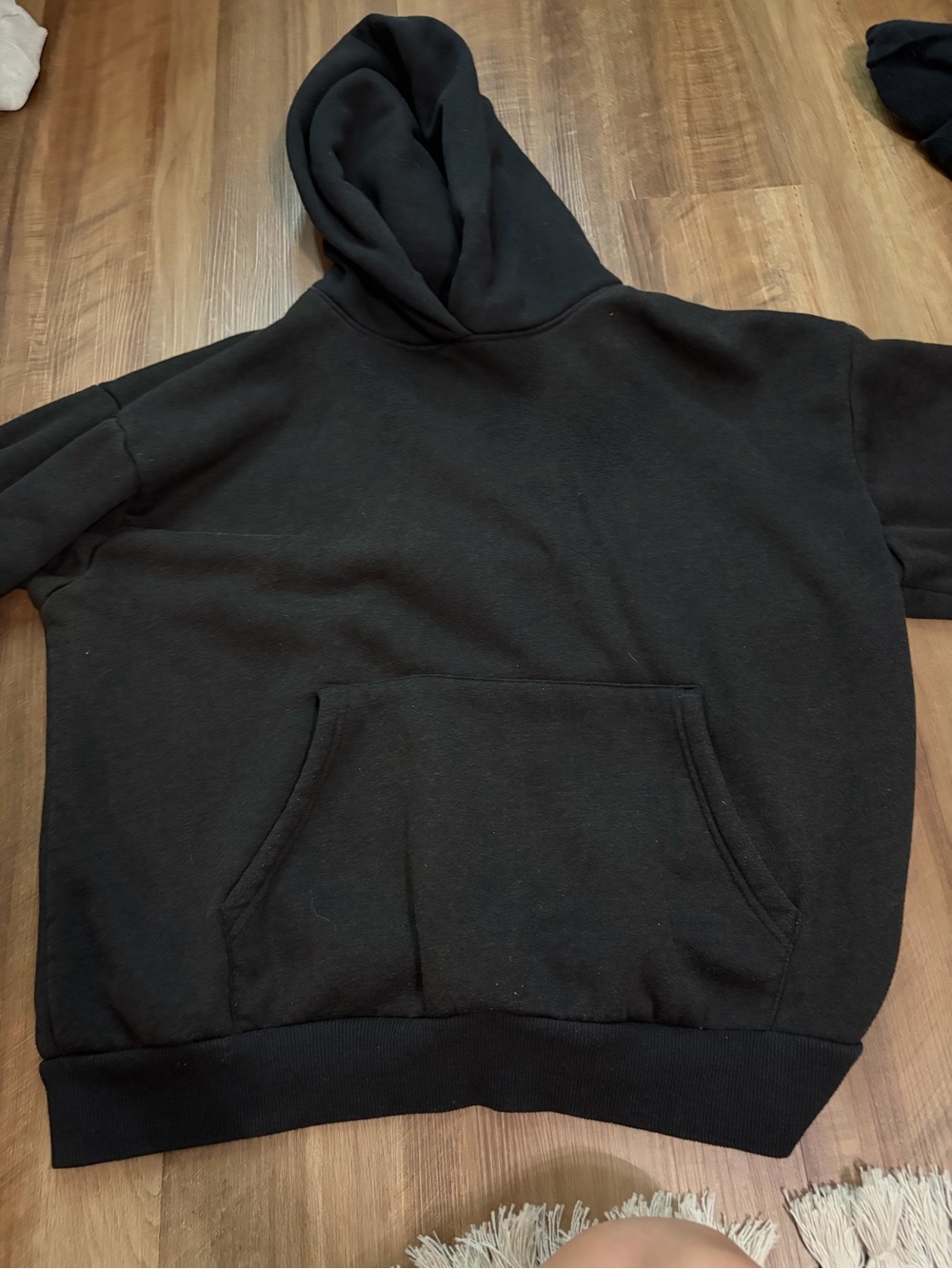 black sweatshirt pacsun